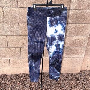 No Boundaries Blue Tie Dye Stretch Leggings Sz 15-17 (XL)